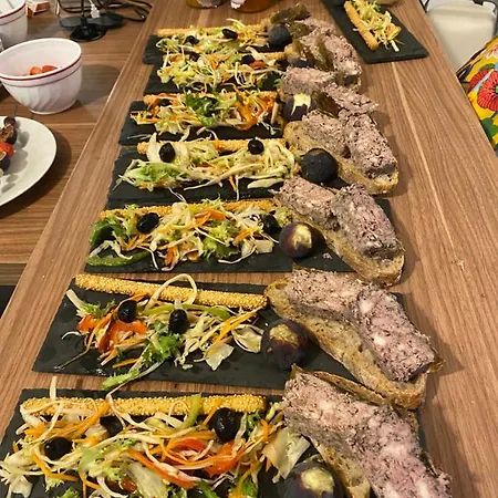 Πανσιόν Casa Nova 4*