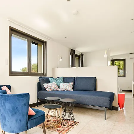 Casa Nova בית הארחה 4*